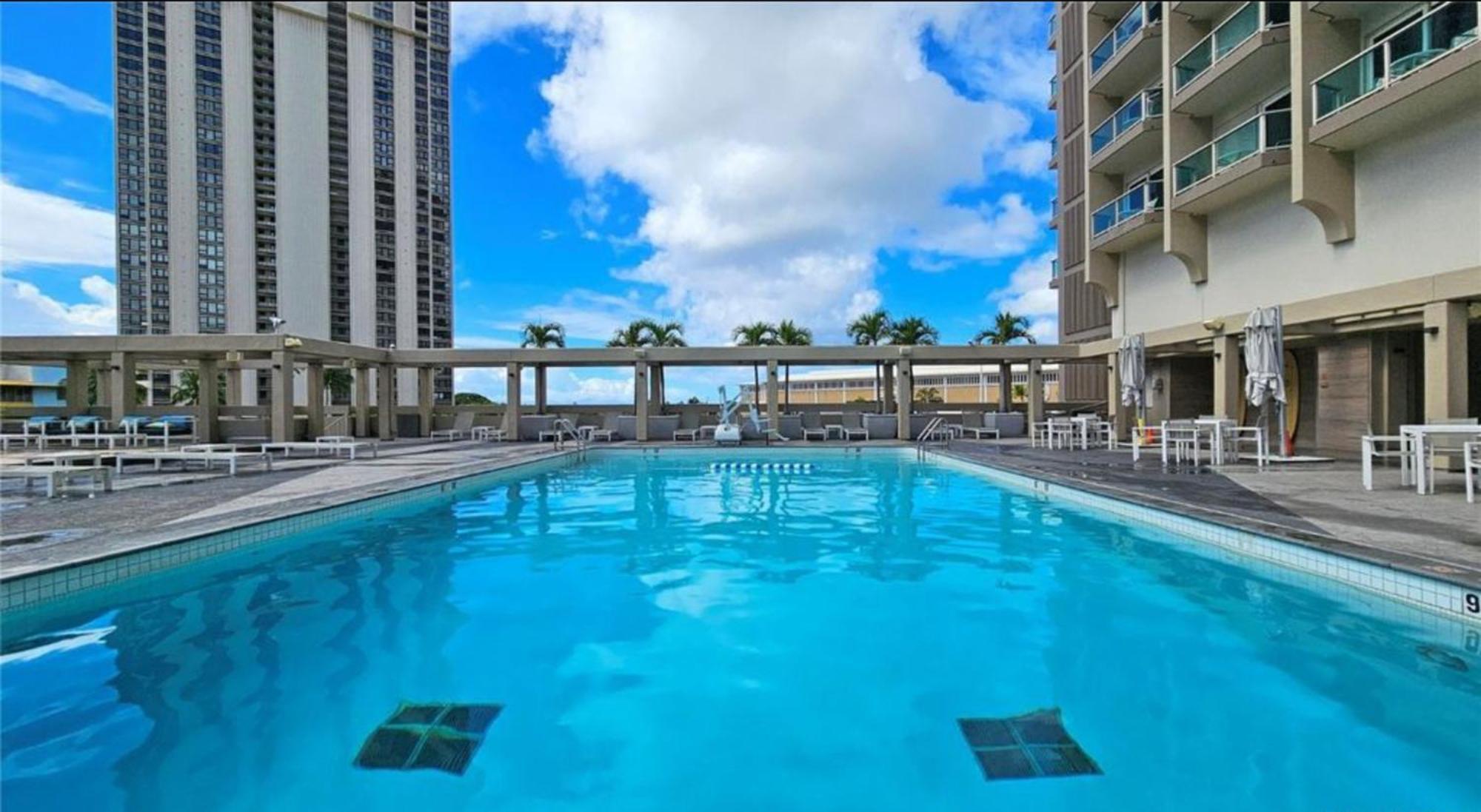 Ala Moana Hotel By Final Form Honolulu Bagian luar foto
